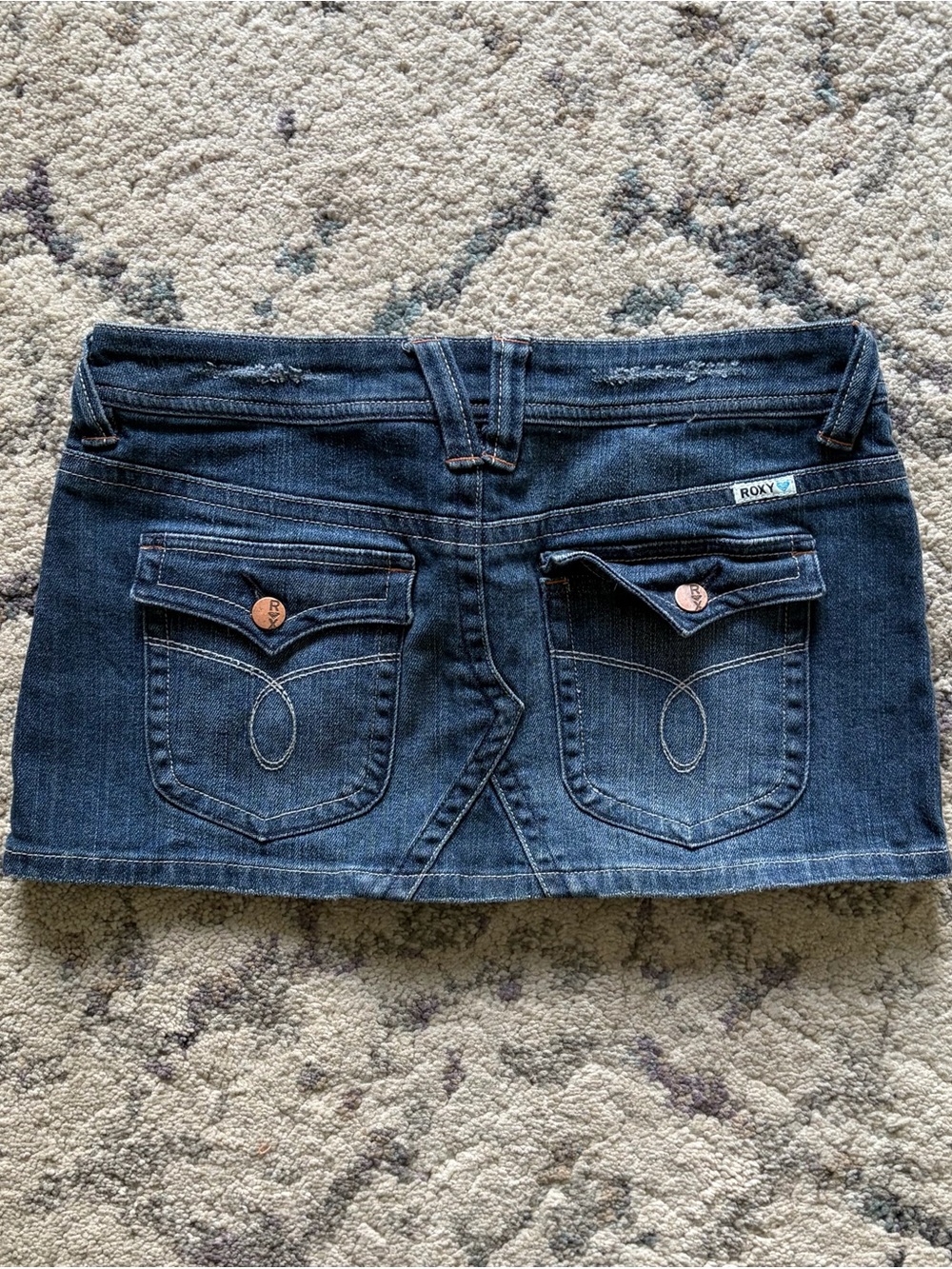 Y2K Low Rise Roxy Denim Mini Skirt - Picture 4 of 4